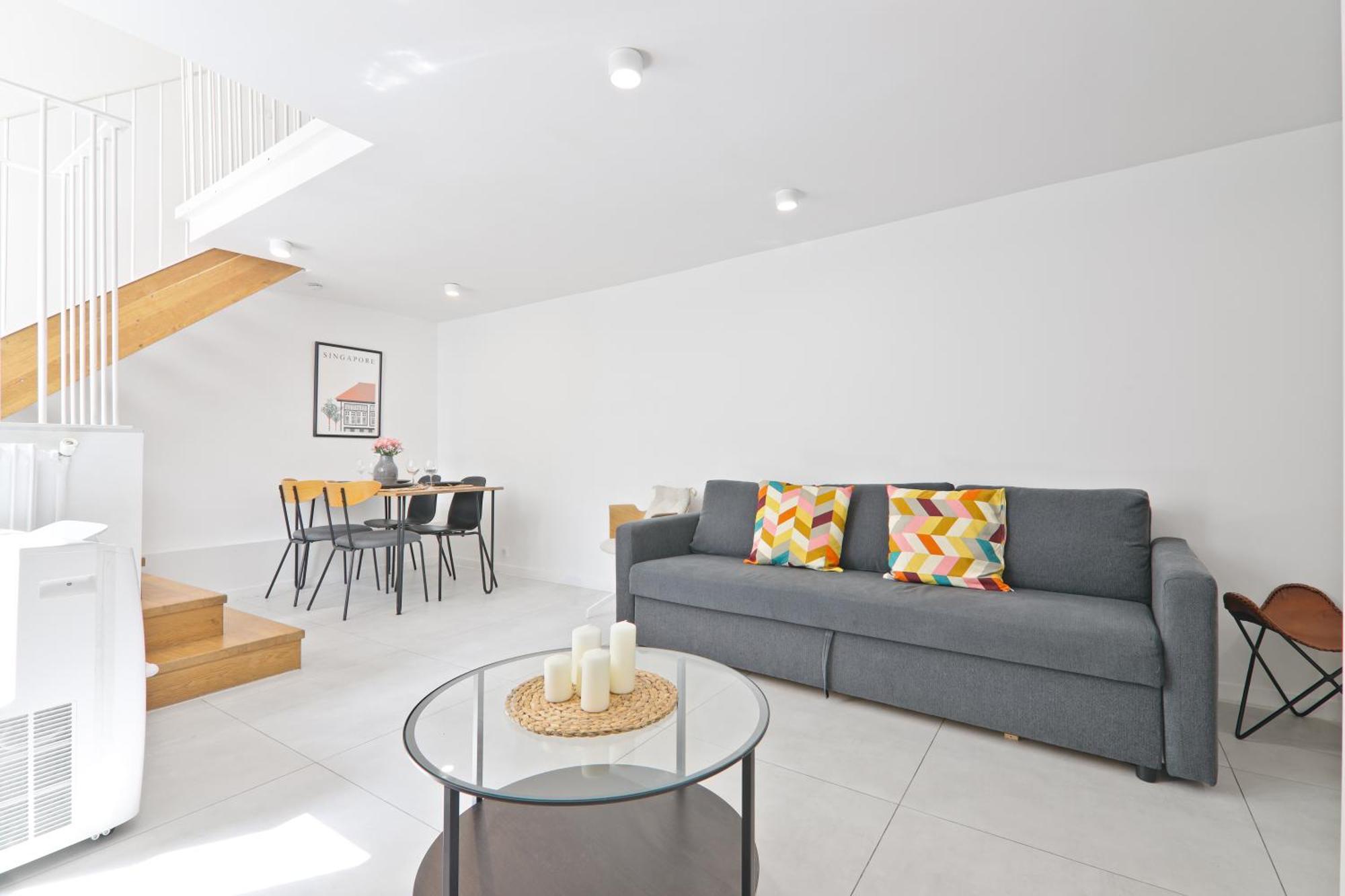 Apartment Near Eiffel Tower With Netflix